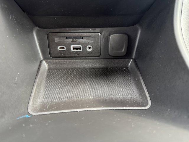 2024 GMC Terrain Vehicle Photo in LEOMINSTER, MA 01453-2952