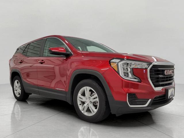 2024 GMC Terrain Vehicle Photo in NEENAH, WI 54956-2243
