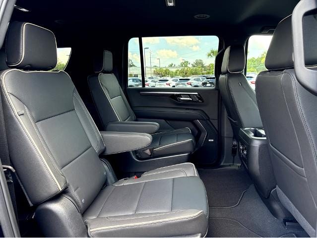 2025 Chevrolet Suburban Vehicle Photo in BEAUFORT, SC 29906-4218