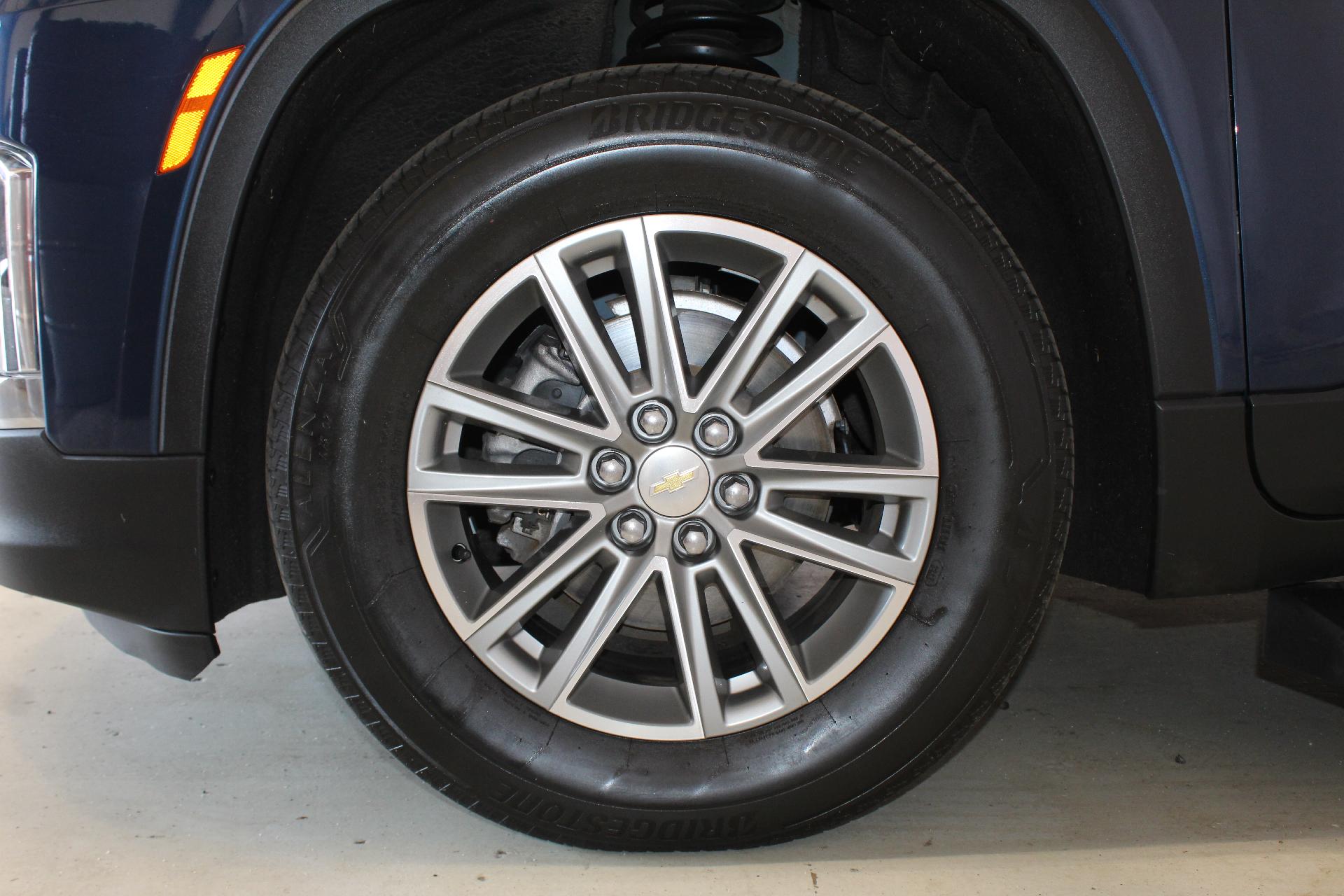 2023 Chevrolet Traverse Vehicle Photo in NORTHAMPTON, MA 01060-1120