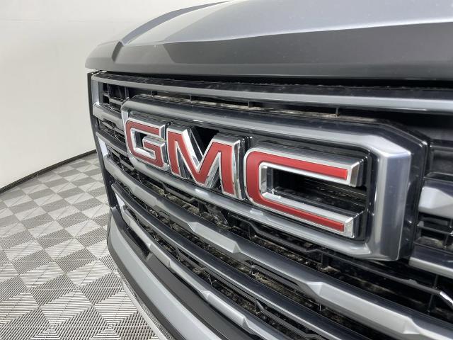 2025 GMC Yukon XL Vehicle Photo in GILBERT, AZ 85297-0402