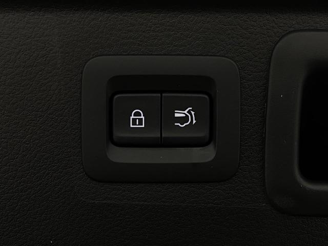 2025 Mazda CX-50 Vehicle Photo in Appleton, WI 54913