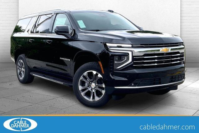 2025 Chevrolet Suburban Vehicle Photo in KANSAS CITY, MO 64114-4502