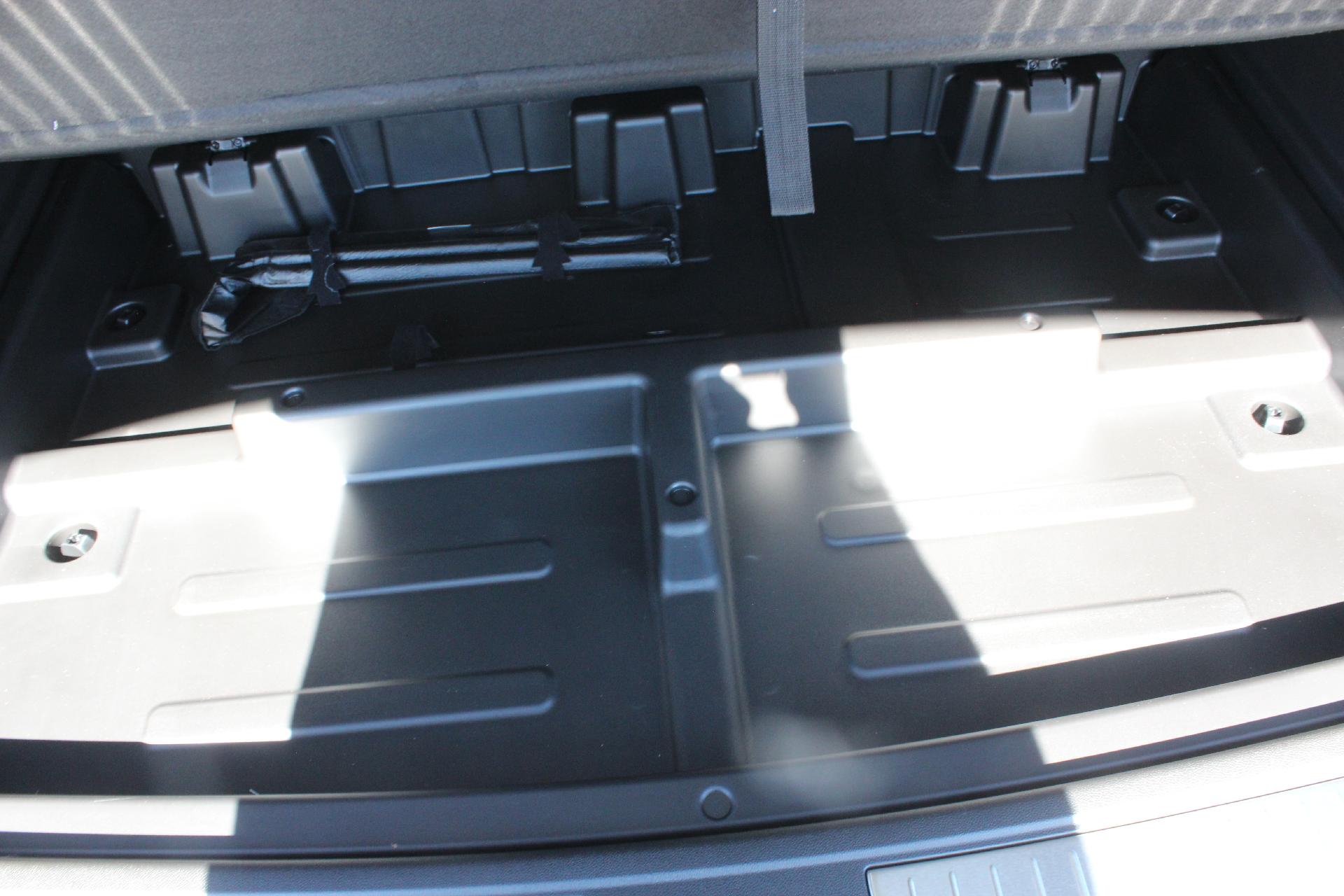 2026 GMC Yukon XL Vehicle Photo in AURORA, CO 80012-4011