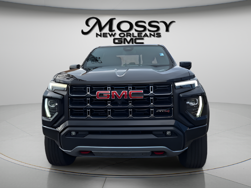 2024 GMC Canyon photo 3 of 30