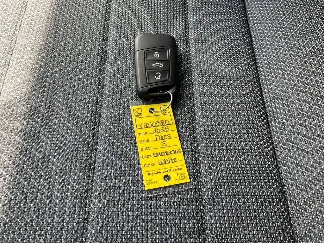 2025 Volkswagen Taos Vehicle Photo in Oshkosh, WI 54904