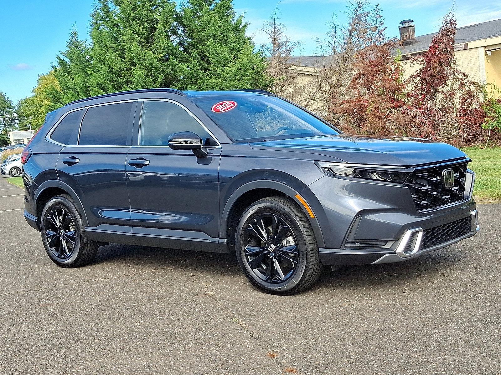 2025 Honda CR-V Hybrid Vehicle Photo in Trevose, PA 19053