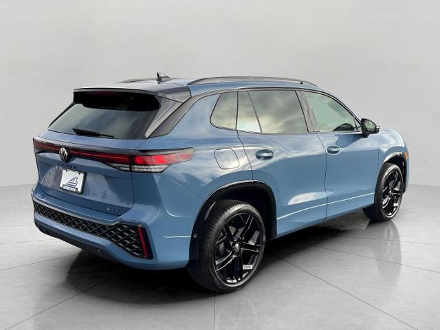 2026 Volkswagen Tiguan Vehicle Photo in Oshkosh, WI 54904