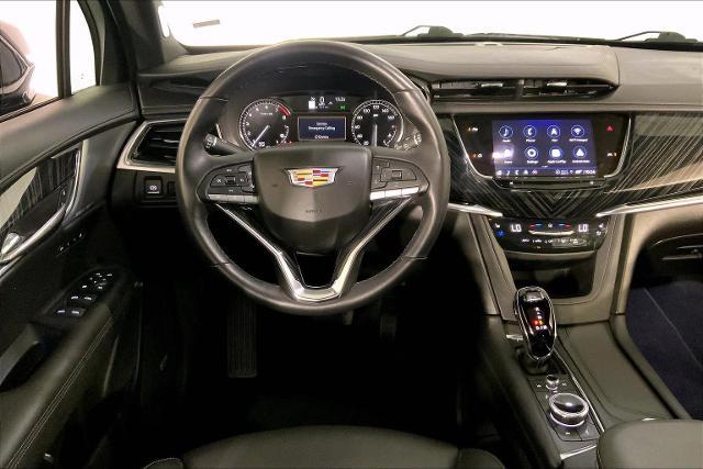 2025 Cadillac XT6 Vehicle Photo in INDEPENDENCE, MO 64055-1314