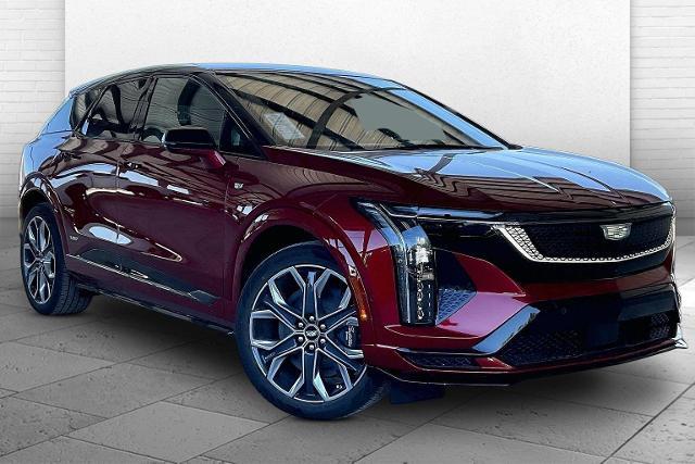 2027 Cadillac OPTIQ Vehicle Photo in KANSAS CITY, MO 64114-4545