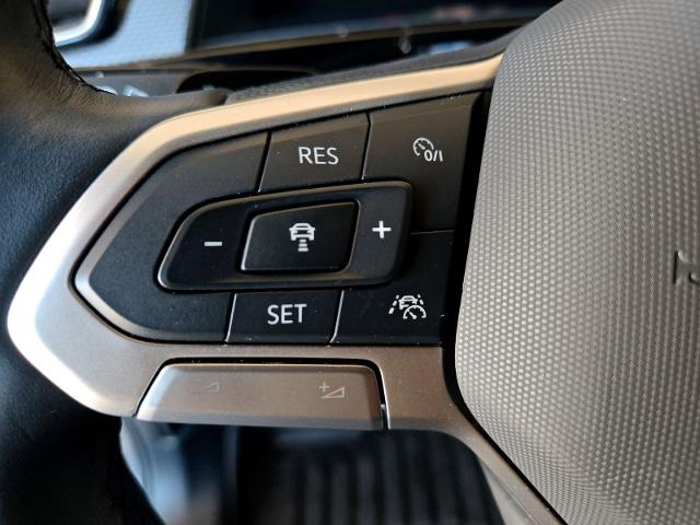 2024 Volkswagen Atlas Cross Sport Vehicle Photo in Weatherford, TX 76087