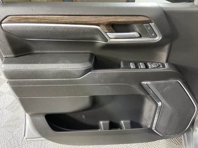 2023 GMC Sierra 1500 Vehicle Photo in GILBERT, AZ 85297-0402