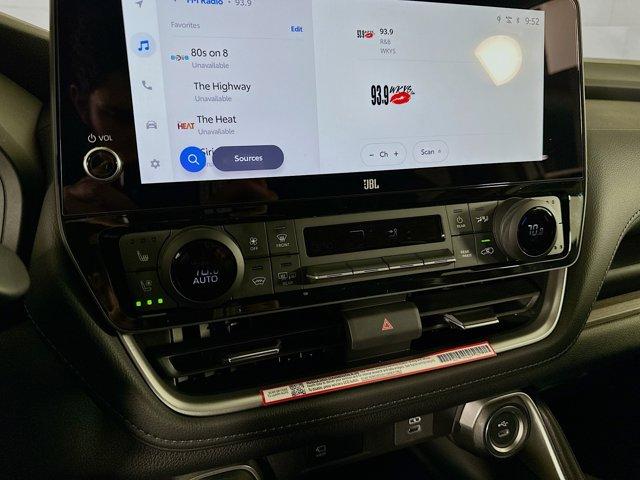 2026 Toyota Grand Highlander Vehicle Photo in Flemington, NJ 08822