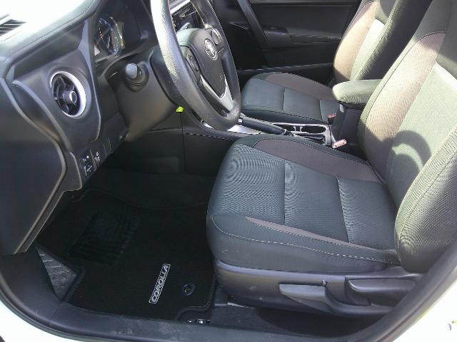 2018 Toyota Corolla Vehicle Photo in Cedar Rapids, IA 52402