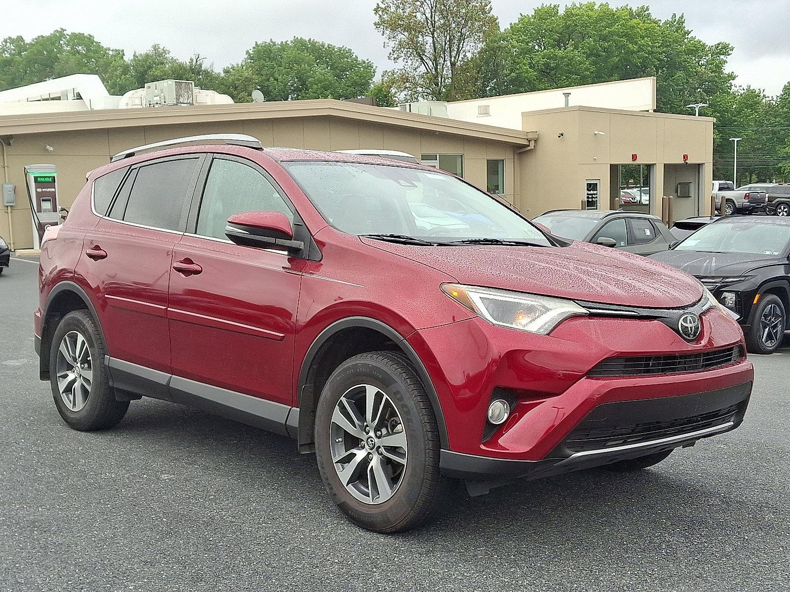 2018 Toyota RAV4 Vehicle Photo in Harrisburg, PA 17111