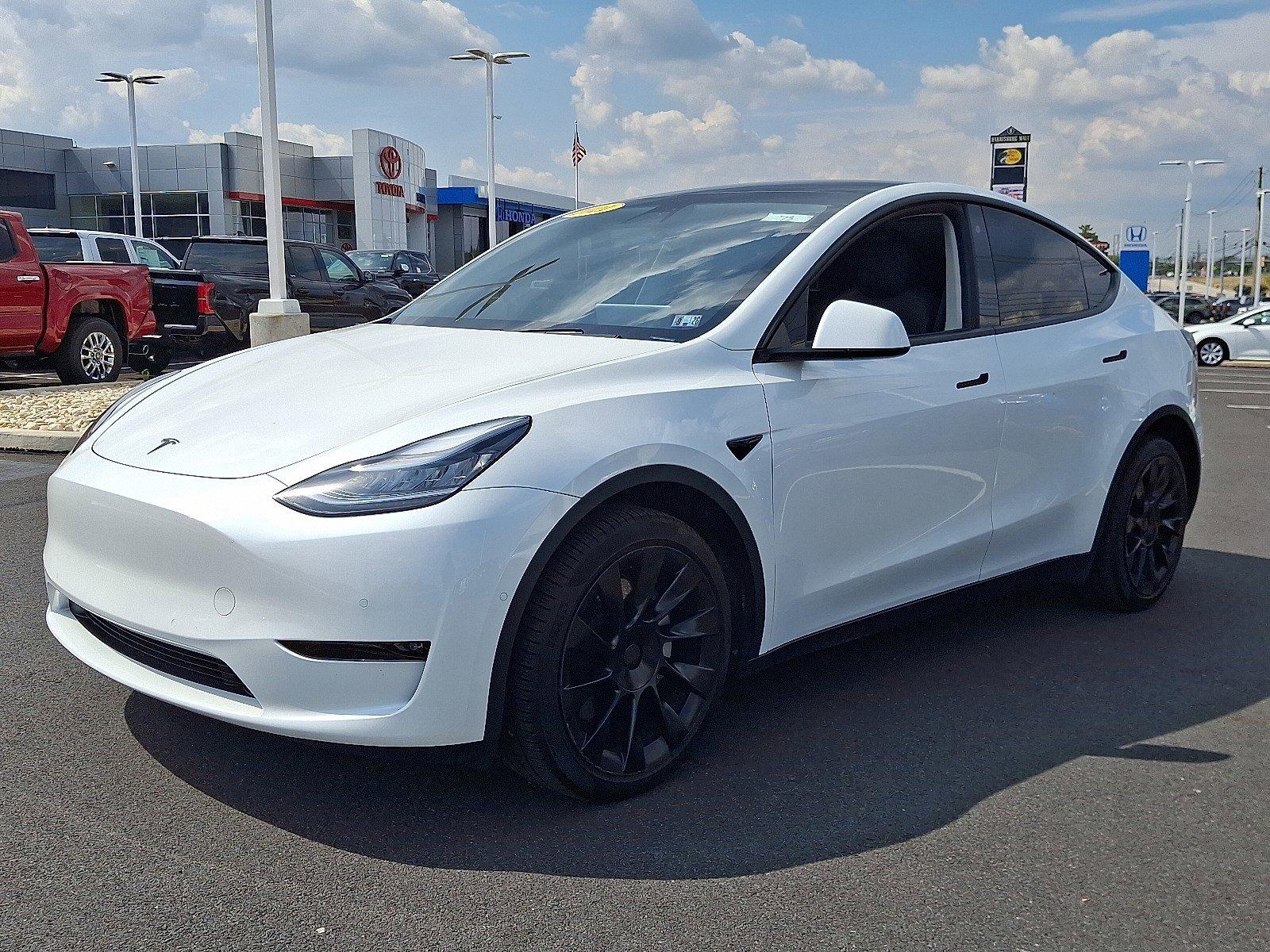 2021 Tesla Model Y Vehicle Photo in Harrisburg, PA 17111