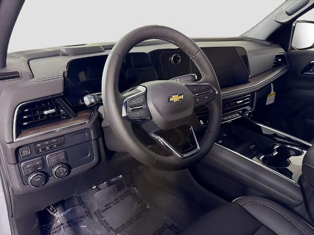 2025 Chevrolet Suburban Vehicle Photo in PUYALLUP, WA 98371-4149