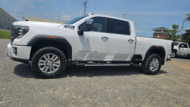  2021 GMC Sierra 3500HD Denali Crew Cab 4WD   