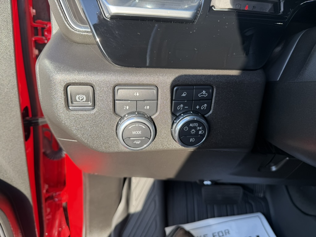 2025 GMC Sierra 2500 HD photo 27 of 34