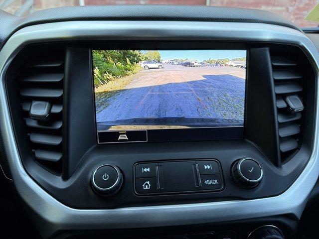 2023 GMC Acadia Vehicle Photo in LEOMINSTER, MA 01453-2952