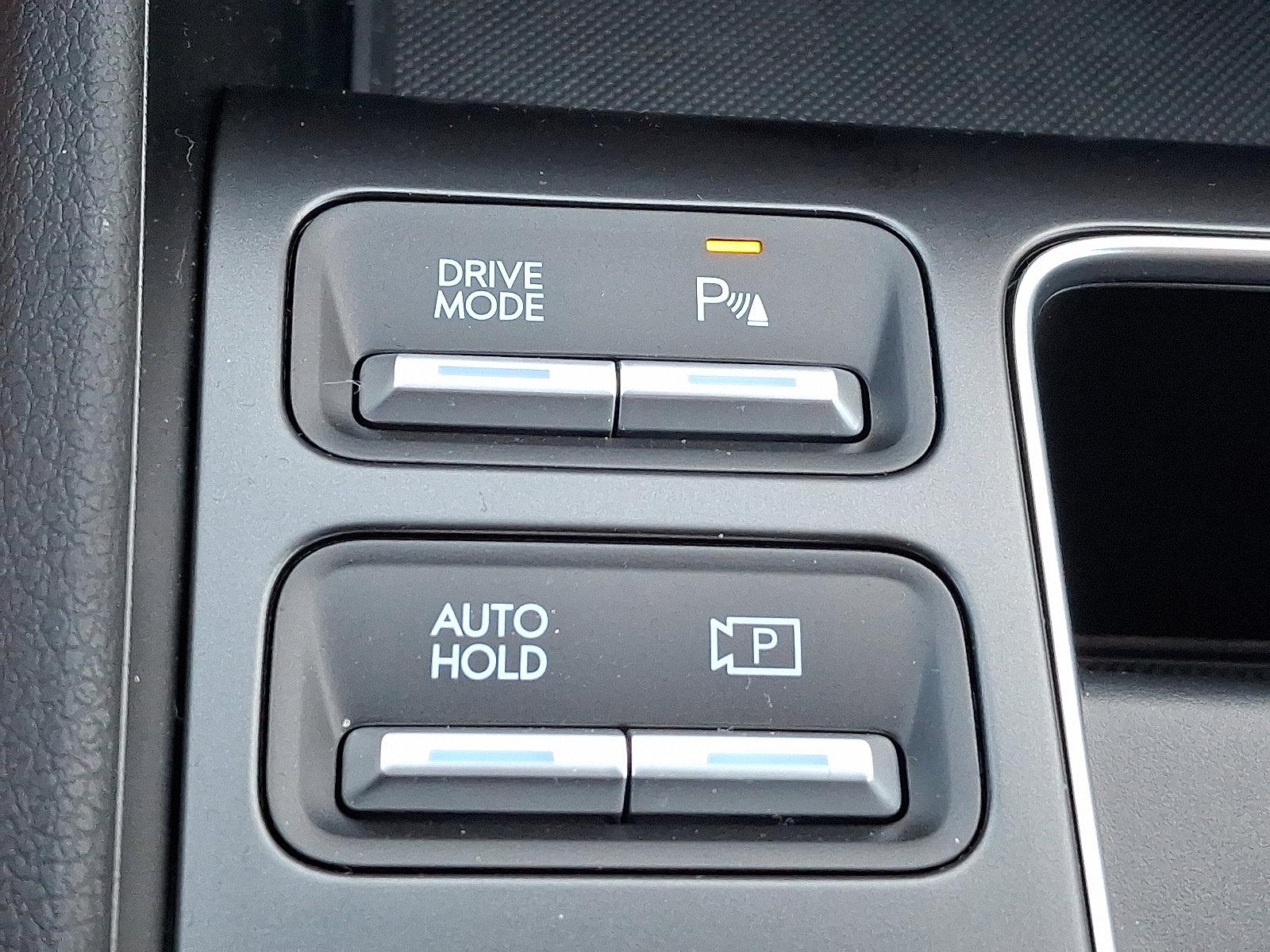 2025 Hyundai SONATA Hybrid Vehicle Photo in Harrisburg, PA 17111