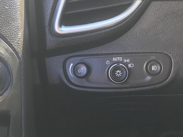 2018 Chevrolet Trax Vehicle Photo in GREEN BAY, WI 54303-3330