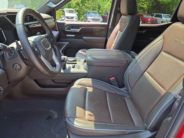 2024 GMC Sierra 1500 Vehicle Photo in Pleasant Hills, PA 15236