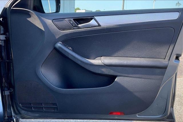 2017 Volkswagen Jetta Vehicle Photo in INDEPENDENCE, MO 64055-1314
