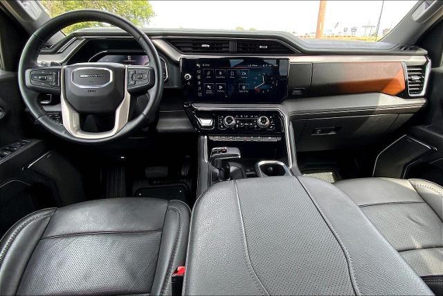 2024 GMC Sierra 1500 Vehicle Photo in TOPEKA, KS 66609-0000