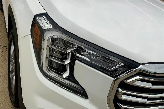 2023 GMC Terrain Vehicle Photo in TOPEKA, KS 66609-0000