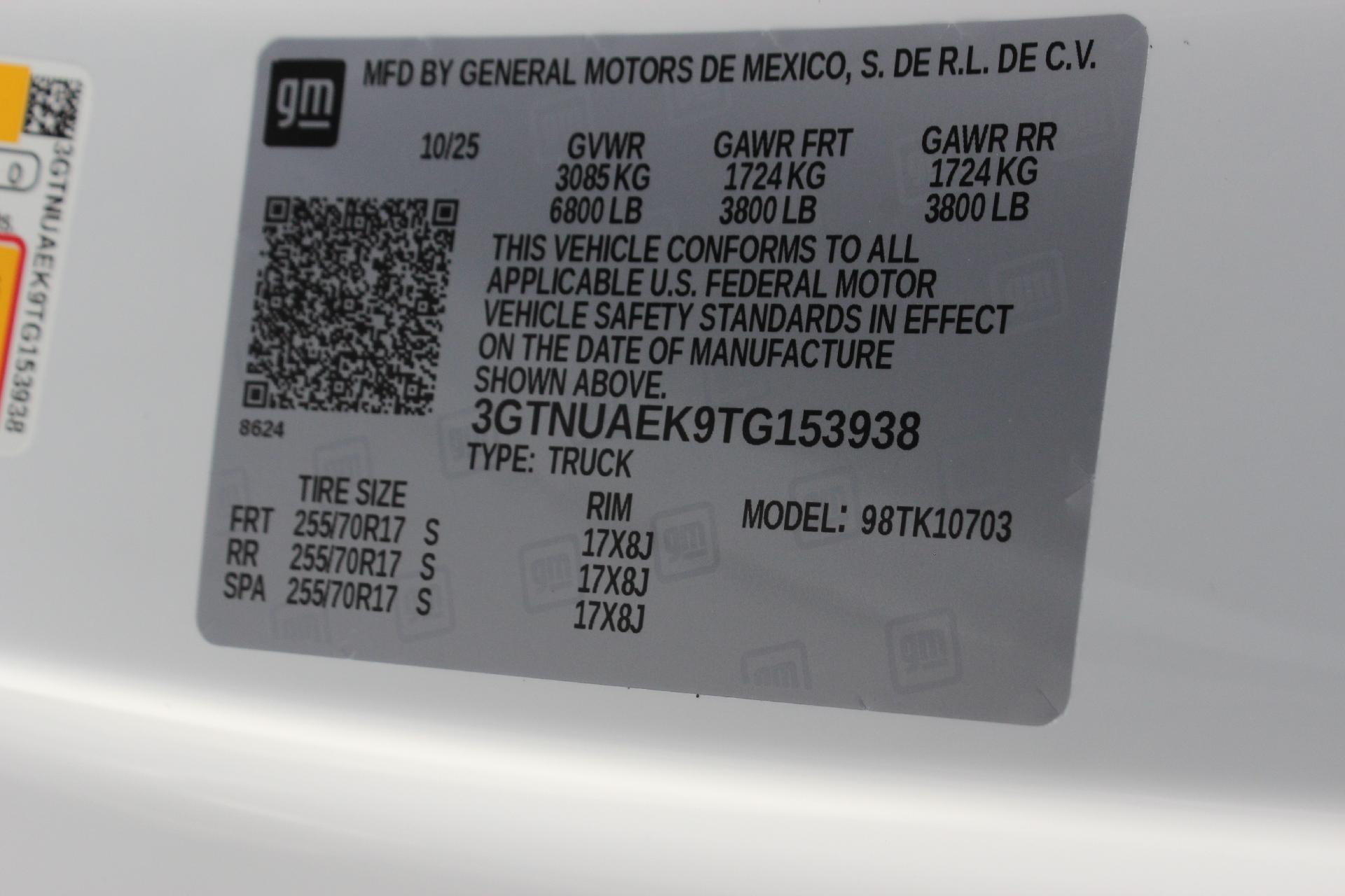 2026 GMC Sierra 1500 Vehicle Photo in AURORA, CO 80012-4011
