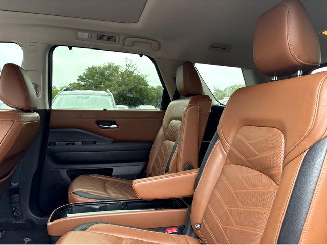 2022 Nissan Pathfinder Vehicle Photo in Savannah, GA 31419