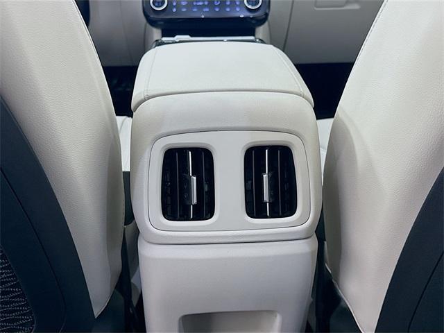 2025 Hyundai TUCSON Hybrid Vehicle Photo in Everett, WA 98204