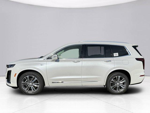 2025 Cadillac XT6 Vehicle Photo in LEOMINSTER, MA 01453-2952