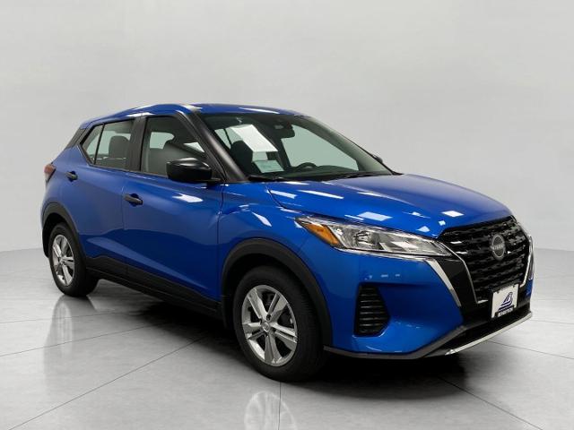 2025 Nissan Kicks Play Vehicle Photo in Neenah, WI 54956