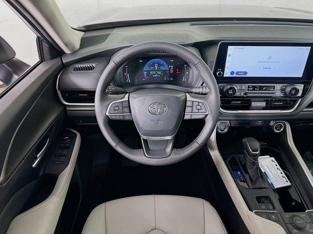 2026 Toyota Grand Highlander Vehicle Photo in Flemington, NJ 08822