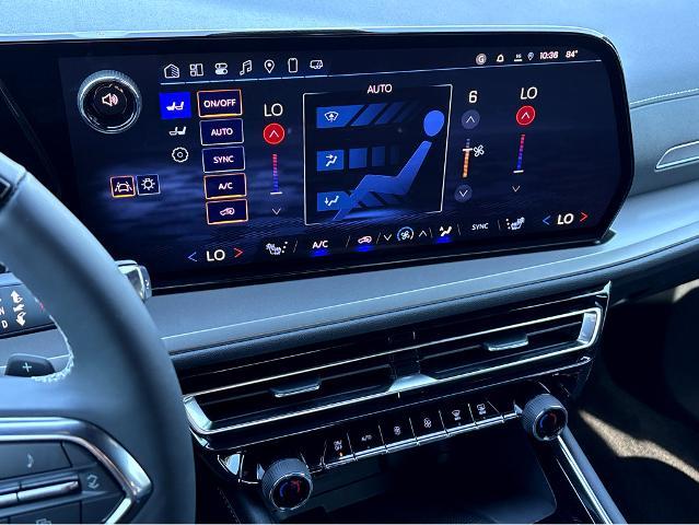 2025 Chevrolet Traverse Vehicle Photo in BEAUFORT, SC 29906-4218