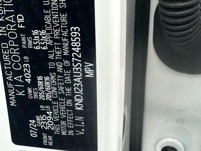 2025 Kia Soul Vehicle Photo in COLUMBIA, MO 65203-3903