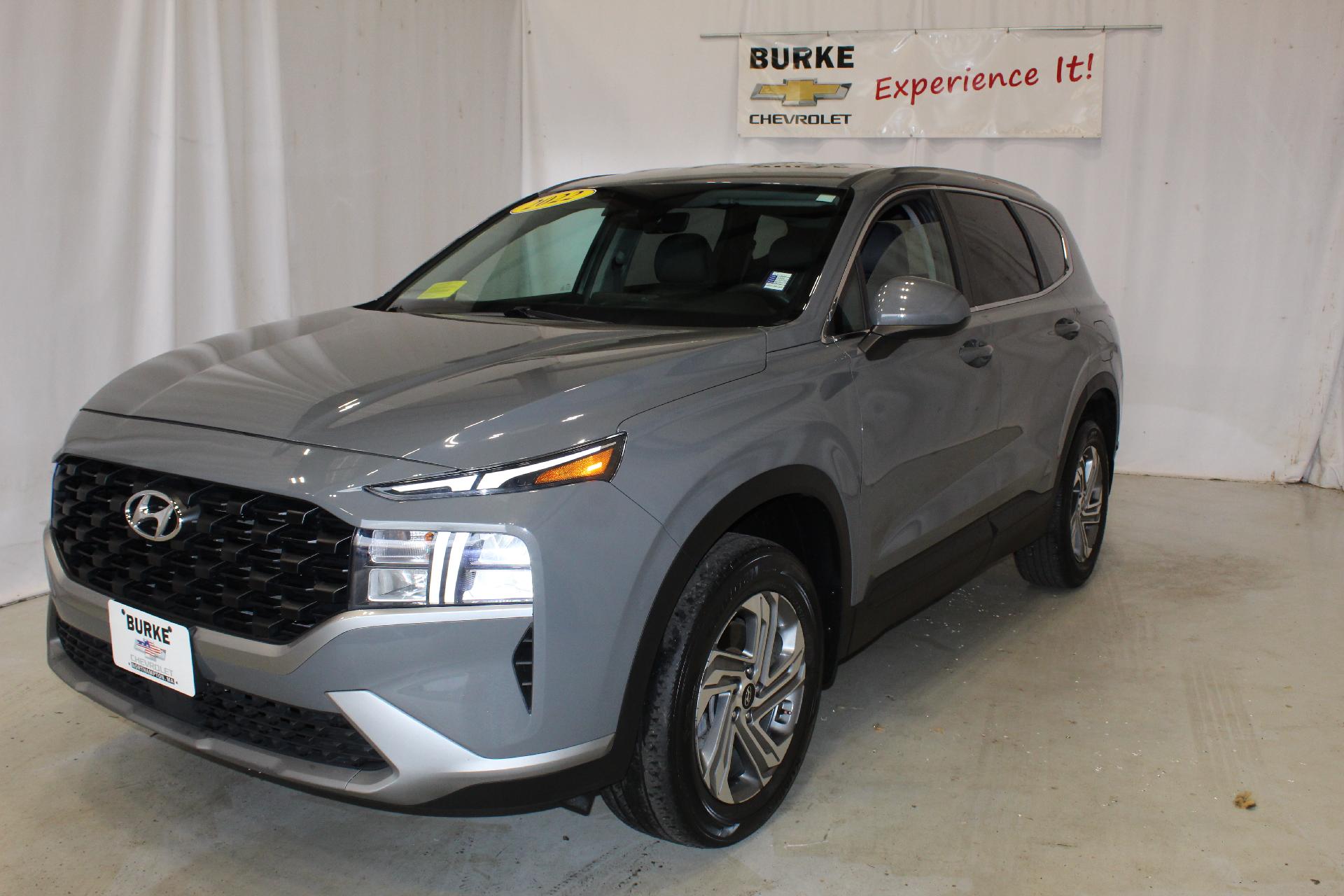 2022 Hyundai Santa Fe Vehicle Photo in NORTHAMPTON, MA 01060-1120