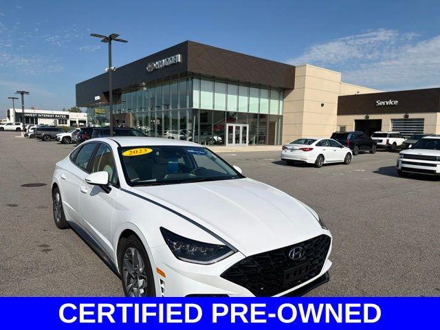 2023 Hyundai SONATA Vehicle Photo in Merrillville, IN 46410
