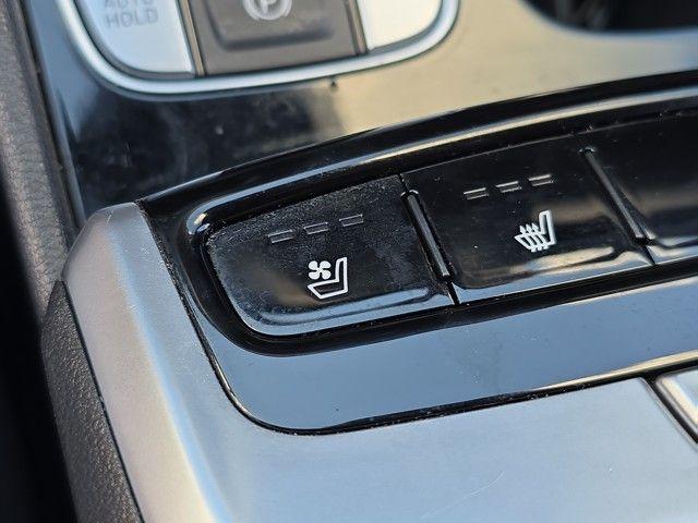 2023 Hyundai ELANTRA Vehicle Photo in Pleasant Hills, PA 15236