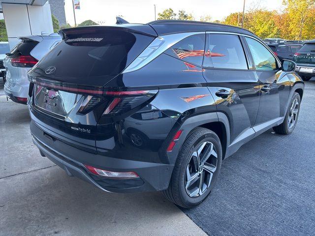 2024 Hyundai TUCSON Hybrid Vehicle Photo in Pleasant Hills, PA 15236