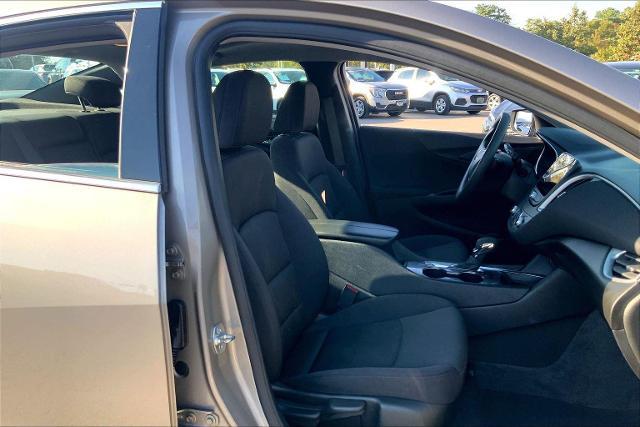 2024 Chevrolet Malibu Vehicle Photo in KANSAS CITY, MO 64114-4502