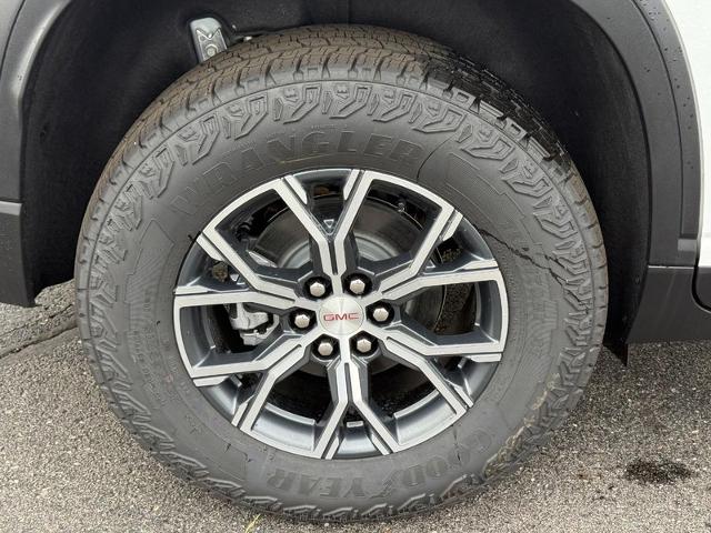 2025 GMC Acadia Vehicle Photo in COLUMBIA, MO 65203-3903