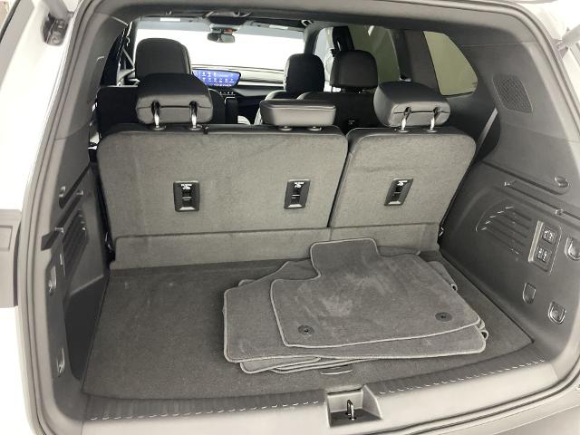 2025 Buick Enclave Vehicle Photo in GILBERT, AZ 85297-0402