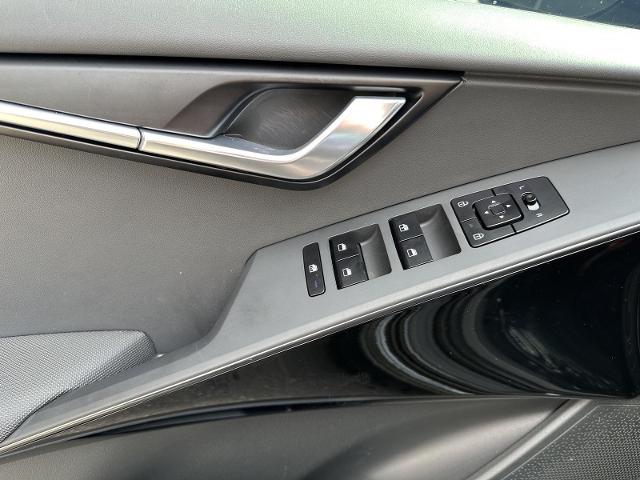 2024 Kia Niro Vehicle Photo in Tucson, AZ 85712
