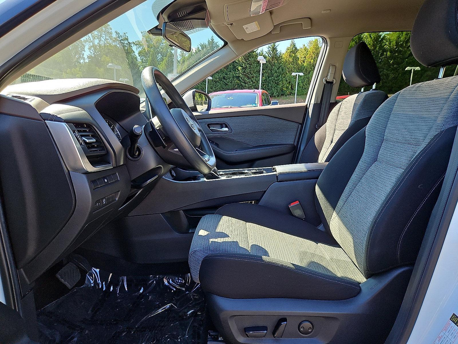 2023 Nissan Rogue Vehicle Photo in Jenkintown, PA 19046