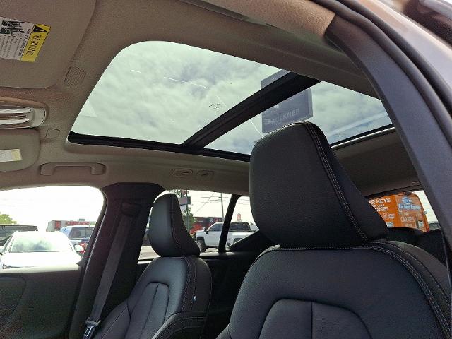 2024 Volvo XC40 Vehicle Photo in HARRISBURG, PA 17111-1033