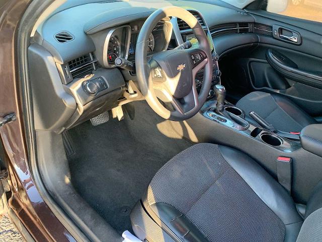 2015 Chevrolet Malibu Vehicle Photo in MOON TOWNSHIP, PA 15108-2571