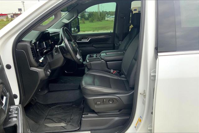 2024 Chevrolet Silverado 2500 HD Vehicle Photo in TOPEKA, KS 66609-0000